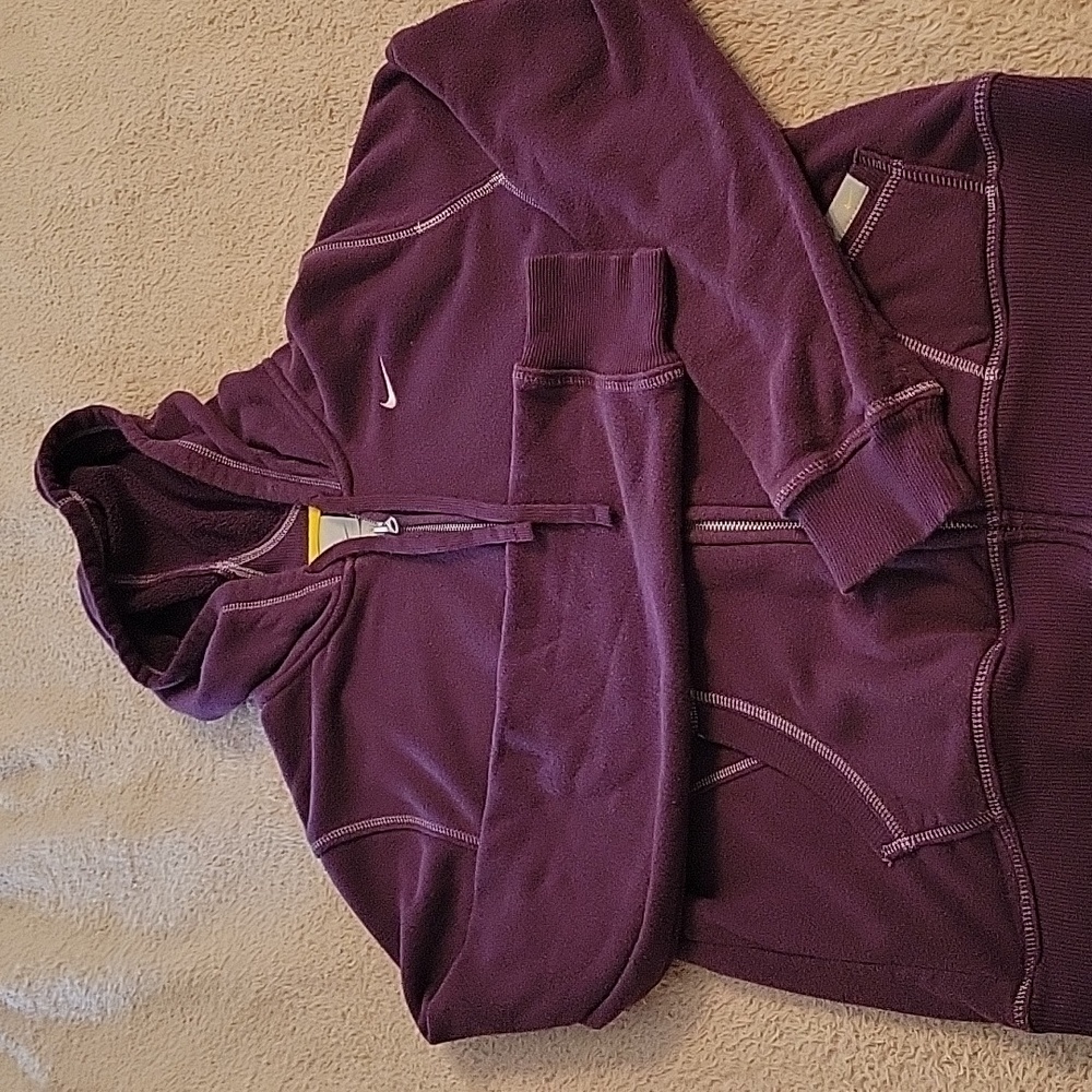 Women's L Nike zip up sweat shirt pants included if you want
